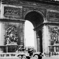 GI truk in front of Arc de Triomphe 1944